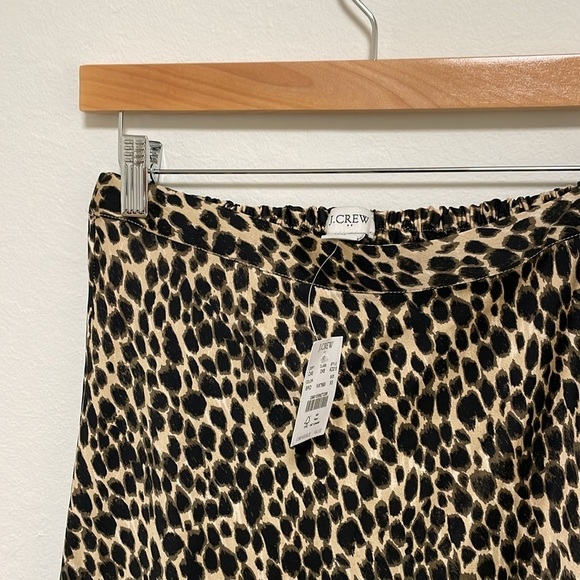 NWTs J. Crew Factory Leopard Print Skirt Size XS - Picture 2 of 6